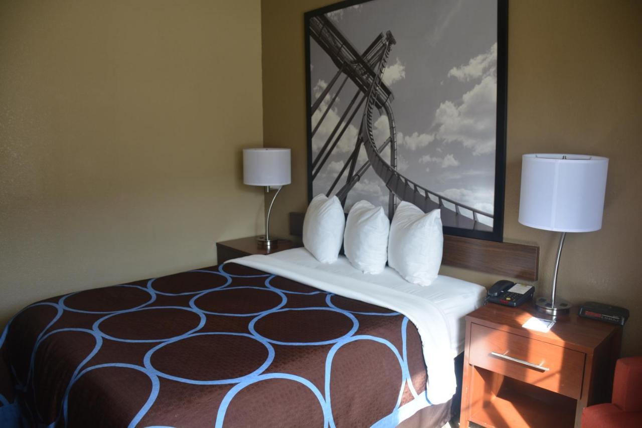 Hotel Super 8 By Wyndham Altoona Exteriér fotografie